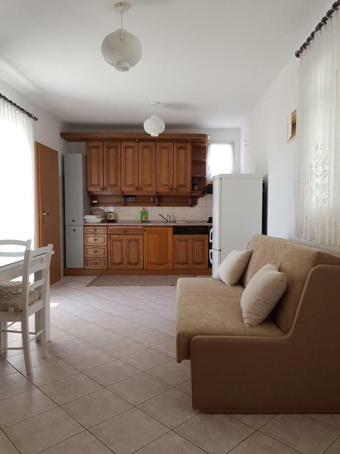 Apartments Marijeta Vir Exterior photo
