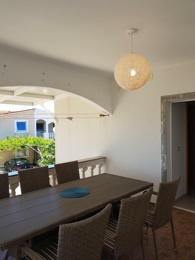 Apartments Marijeta Vir Exterior photo